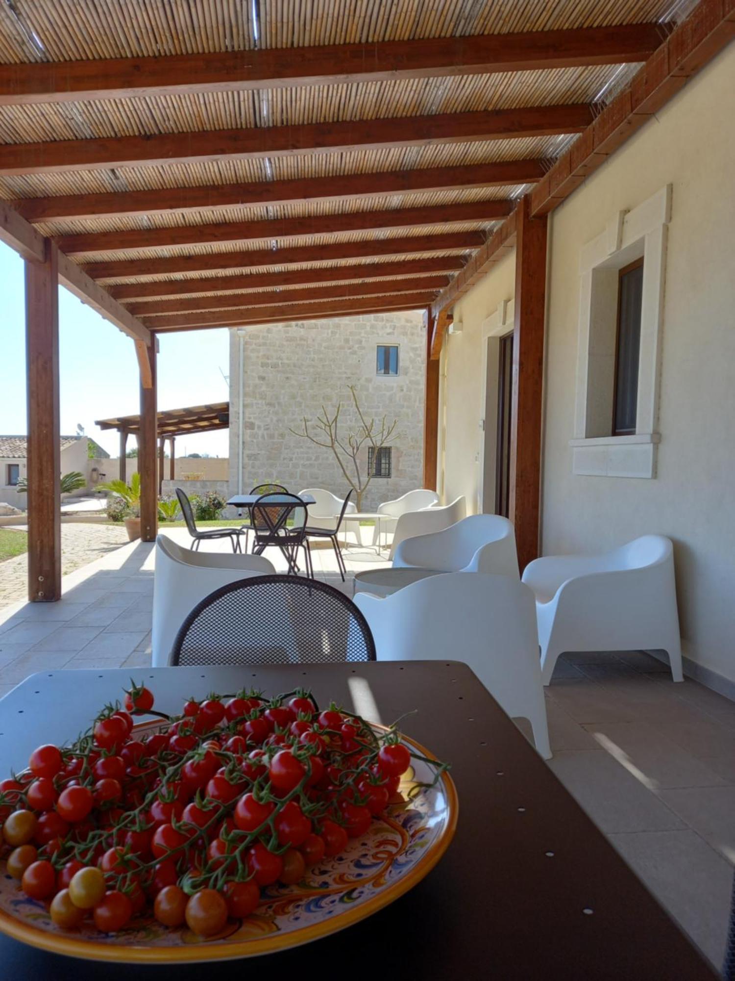 Emozioni Di Casa Barone Aparthotel Scicli Exterior photo